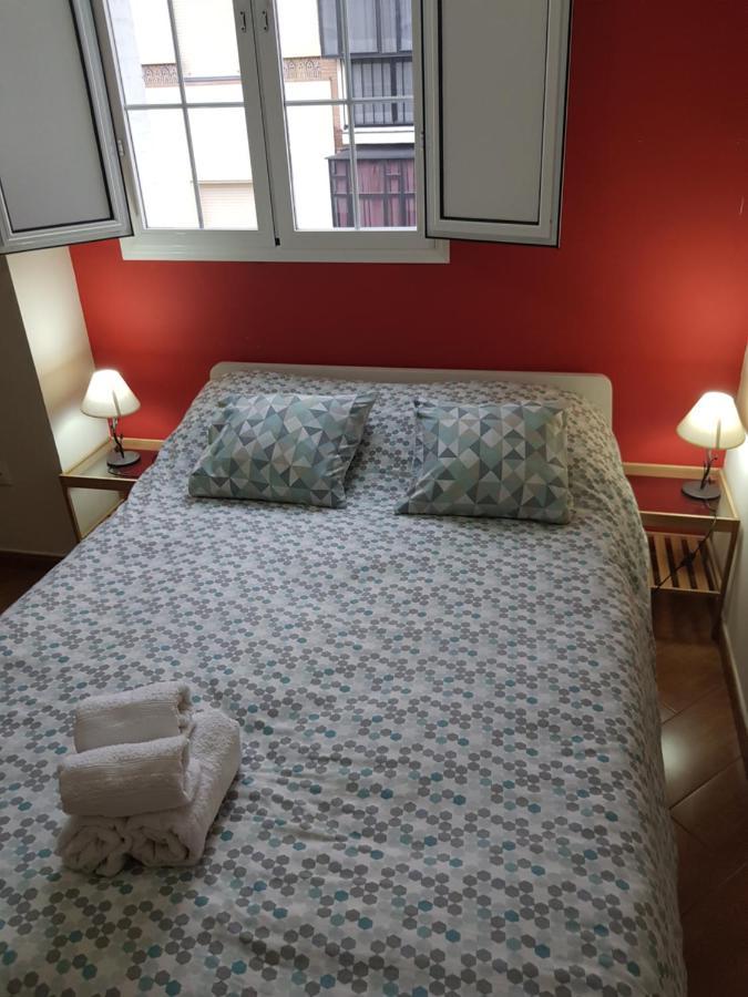 Magnifico Apartamento Tipo Duplex En Triana Sewilla Zewnętrze zdjęcie